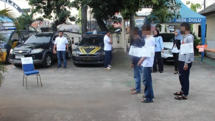 Pelajar Pelaku Penganiayaan di Bekasi Cikarang Barat Jalani Reka Ulang, 20 Adegan Diperagakan